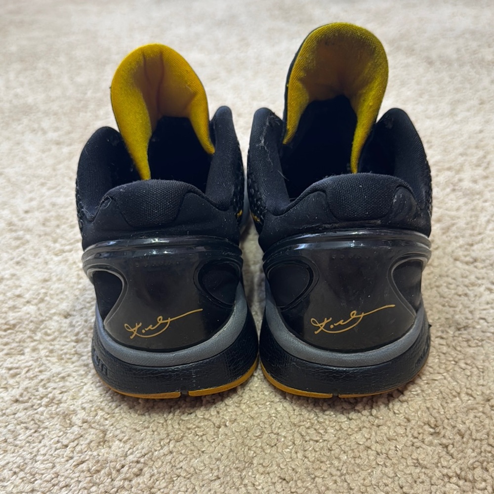 Black and Yellow Kobe Del Sol - Picture 2 of 7